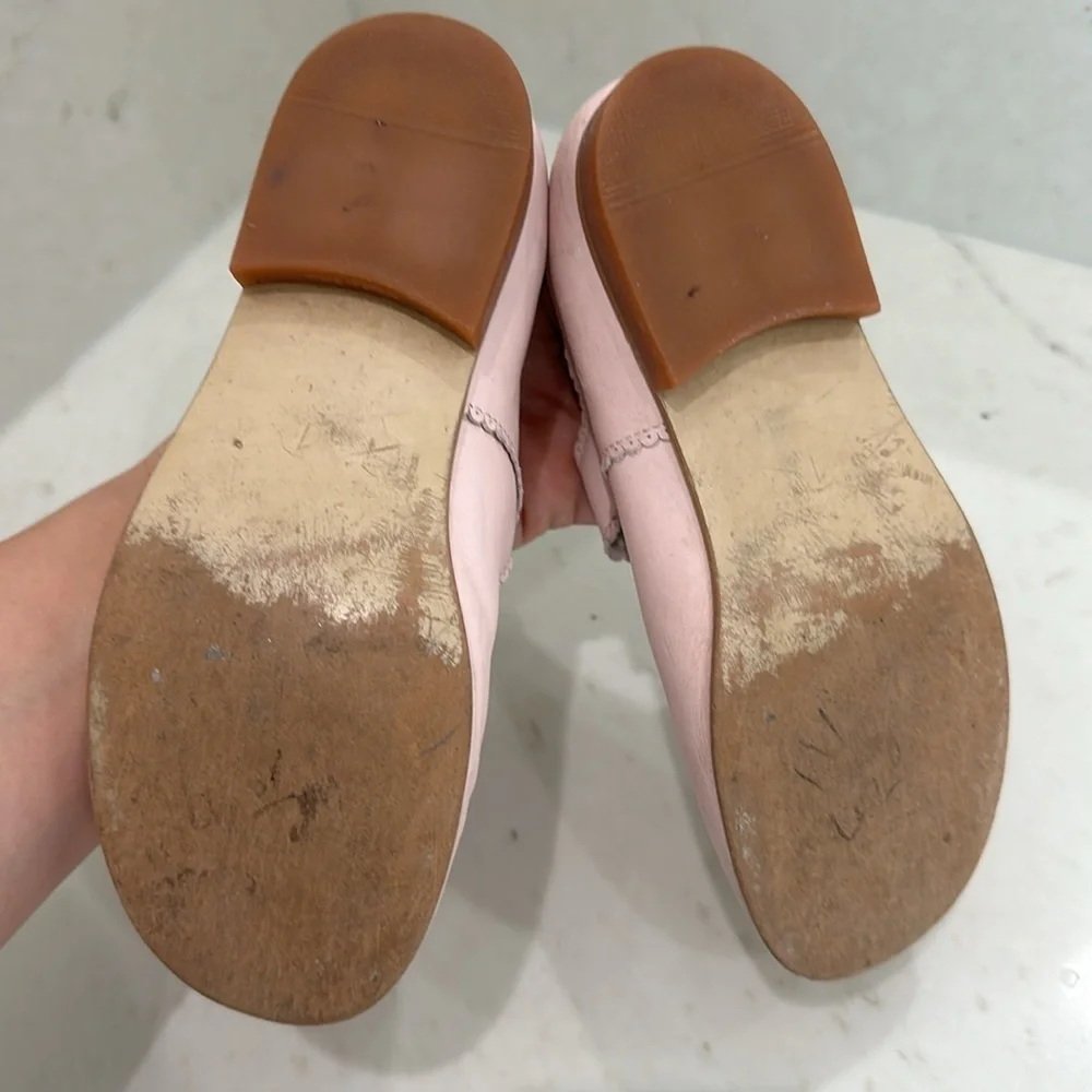 Pink leather Mary Jane’s 1 fair condition